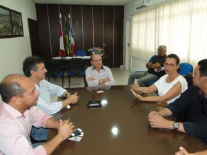 Prefeito Luiz de Deus se reuniu com representantes da TV São Francisco