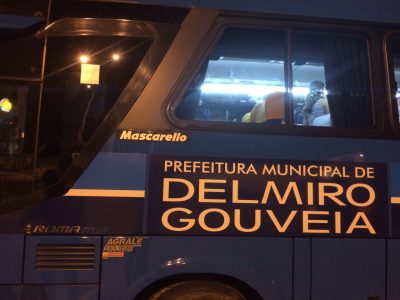 Ônibus dos estudantes da linha Delmiro Gouveia x Paulo Afonso é alvo de tiros