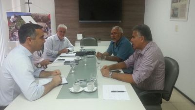 Prefeito Padre Eraldo busca parceria para o desenvolvimento econômico de Delmiro Gouveia