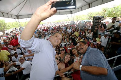 Veja como foi a passagem do governador Rui na cidade de Abaré-BA (Fotos)