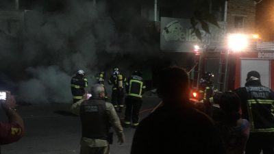 Incêndio atinge lojas na Avenida José Hemetério de Carvalho, em Paulo Afonso