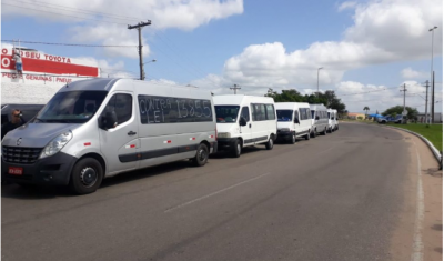 Motoristas de vans aderiram à paralisação nacional para cobrar diálogo do governo sobre Lei 13.855