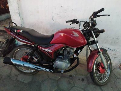 Motocicleta roubada com placa de Paulo Afonso é recuperada em Delmiro Gouveia- AL
