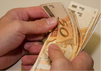 Reajuste do salário mínimo para R$ 1.039 fica abaixo da inflação