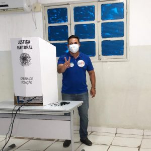 Davi Cavalcanti é reeleito com 58,49% dos votos em Glória-BA