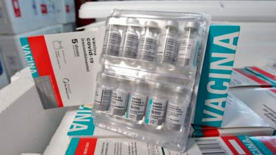 Bahia recebe 318.080 doses de vacinas contra Covid-19