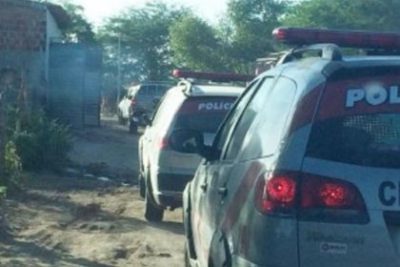 Pastor tem carro roubado por homens encapuzados e armados na zona rural de Delmiro Gouveia