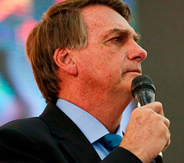 Bolsonaro diz que define nesta semana extensão do auxílio emergencial